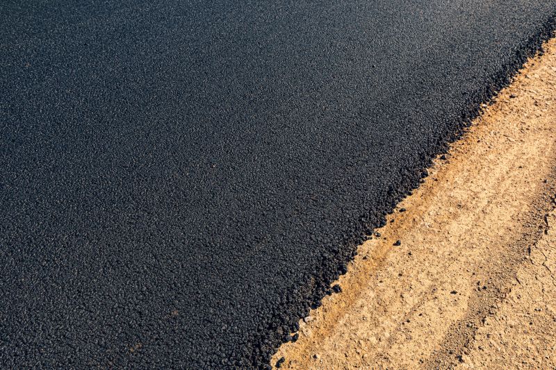 Tar And Chip Driveway Paving